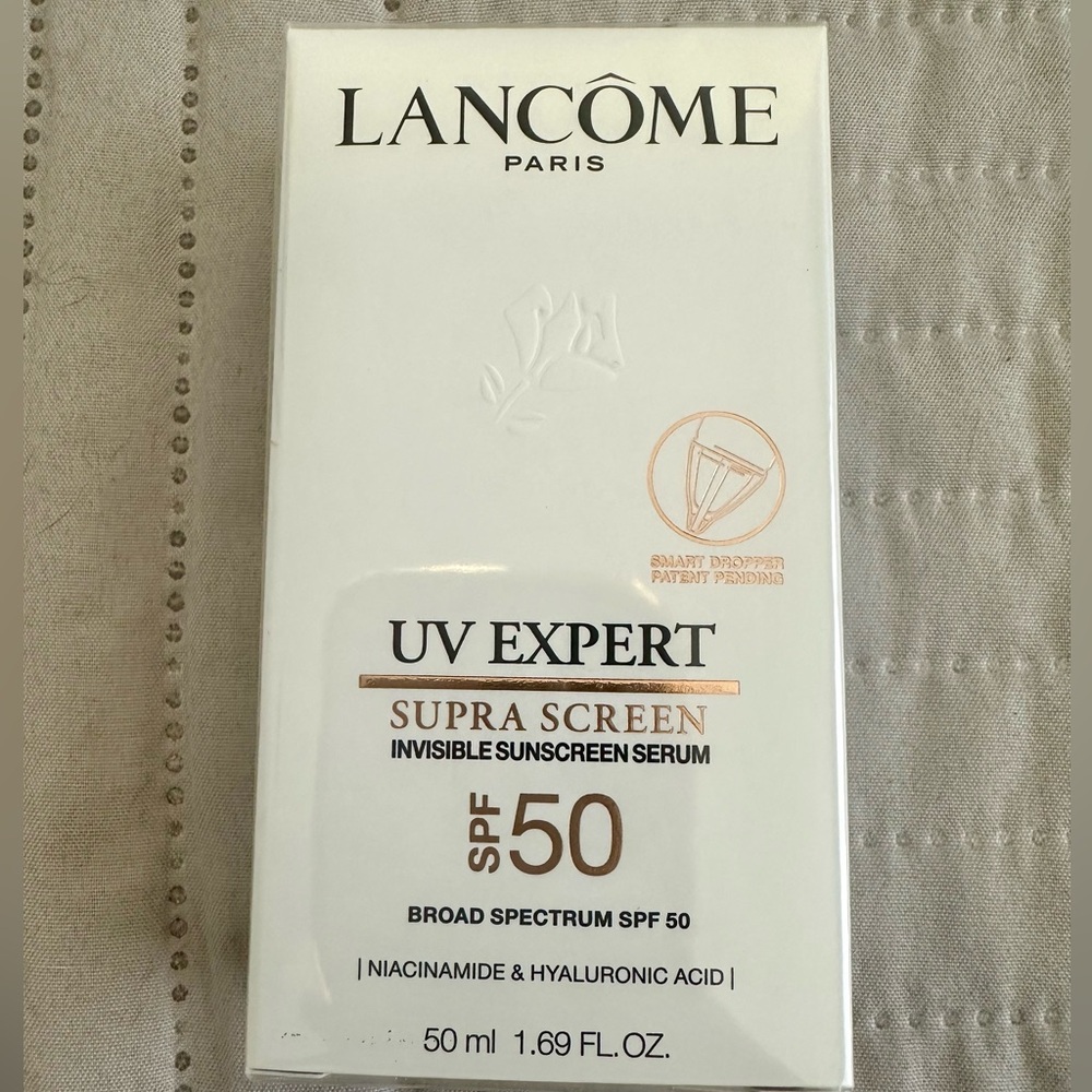Lancome UV Expert Supra SPF 50
New, sealed
Expiration 08/2026